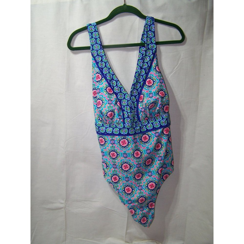 Woman's Swimsuit Padded Bra